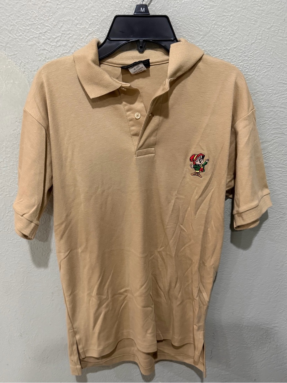 Men's Tan Polo Shirt with Embroidered Ernie Keebler Elf Size Small EUC USA made